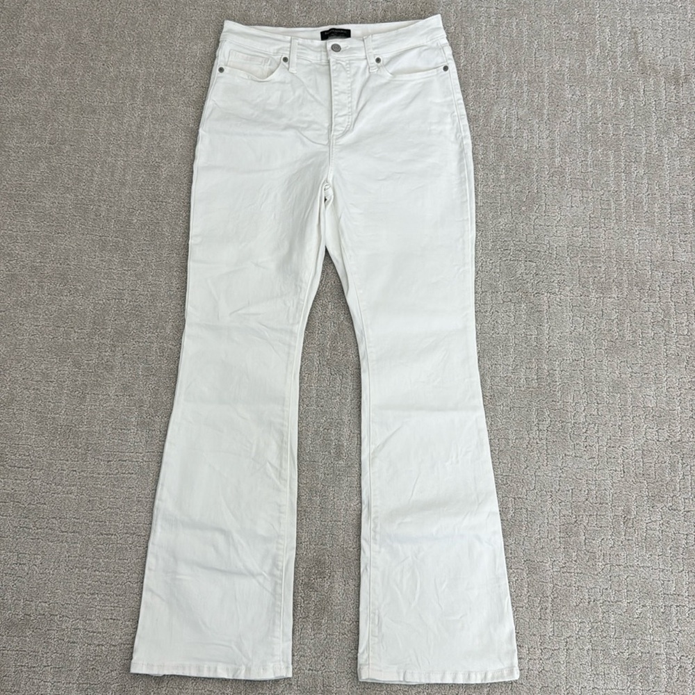 Banana Republic “High rise curvy bootcut” White  High Rise wide leg flare jeans - Picture 3 of 8